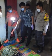 Dikira Tidur, Warga Tulungagung Ini Ternyata Tidur Selamanya Usai Gantung Diri