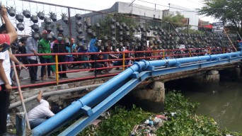 Diburu Polisi, Bandar Sabu Sembunyi di Bawah Jembatan Sidoarjo
