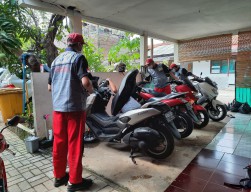Jaga Performa Mesin Sepeda Motor, Perhatikan Perawatan Ruang Bakar
