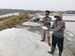 Kata Petani Gresik, Industri Lebih Pilih Garam Impor Dibanding Garam Rakyat