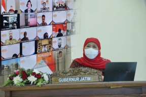Gubernur Khofifah Minta Masyarakat Waspadai Varian Omicron Saat Libur Nataru