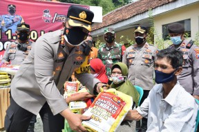 Polresta Sidoarjo Kebut Vaksinasi Covid-19 untuk Lansia