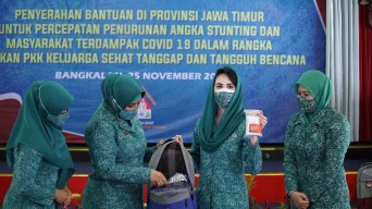 Di Bangkalan, Arumi Bachsin Kampanyekan 'Tisagaluh'