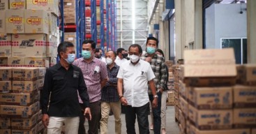 Pasca Disambati Ibu-Ibu, Wawali Armuji Sidak Distributor Minyak Goreng