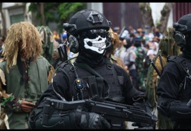 Pameran Alutsista TNI Ikut Ramaikan Tunjungan Romansa