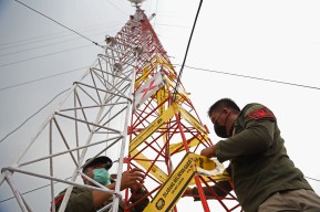 Pemkot Surabaya Segel 5 Menara Telekomunikasi, Ini Alasannya
