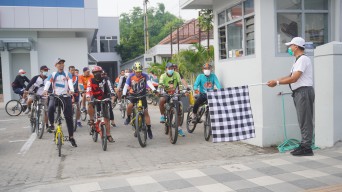 Jaga Kebugaran, BNI Cabang Bojonegoro dan PWI Gowes Bareng