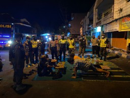 Satgas Covid-19 Tulungagung Razia, Pelanggar Aturan Push Up
