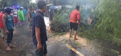 Sejumlah Wilayah di Tulungagung Diterjang Puting Beliung