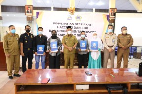Empat UMKM Kabupaten Gresik Terima Sertifikat dari Kementrian Kelautan dan Perikanan