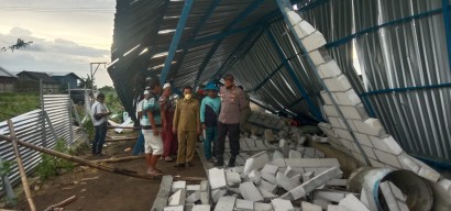 Sejumlah Rumah dan Gudang di Gresik Rusak Usai Dihantam Angin Kencang