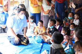 Korban Erupsi Semeru Wadul ke Wagub Emil, Ngaku Trauma dan Hanya Bisa Pasrah