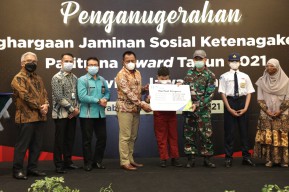 Apresiasi Pemda dan Pelaku Dunia Usaha, Pemprov Jatim Berikan Penghargaan Paritrana Award 2021