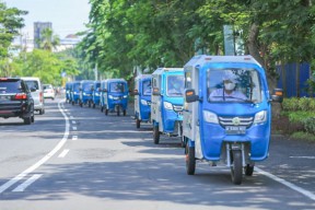 PLN UID Jatim Hibahkan 15 Motor Booth Untuk UMK Surabaya