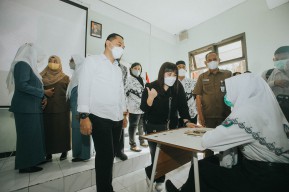 PTM di Surabaya Dimulai, Wali Kota Minta Ortu Izinkan Anak Sekolah