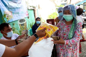 Pemkot Surabaya Gelontorkan Minyak Goreng Seharga Rp 14 Ribu