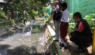 Bocah SD di Surabaya Malah Temukan Janin Dalam Toples