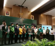 Bupati Muhdlor Ajak Warga Teladani Gus Dur