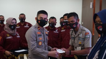 HUT Satpam ke - 41 Polres Gresik Gelar Tasyakuran Bersama Satpam Perusahaan Gresik