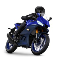 Yamaha Luncurkan R25 Warna Baru, Mengusung Nuansa Reborn The Race Spirit Yang Kental