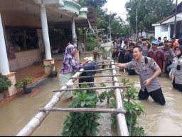 Ramai Pengunjung, Tempat Wisata di Gresik Diharuskan Perketat Penerapan Protokol Kesehatan