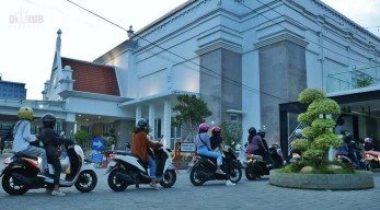 Tempat Parkir Alun Alun Surabaya Membludak, Komisi C Sarankan Penambahan Lahan Parkir
