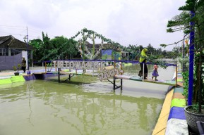 Galang Partisipasi Warga, Strategi Gus Muhdlor Bikin Bersih Sungai di Sidoarjo