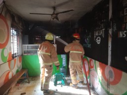 Kebakaran di Warung Soto Bojonegoro, Satu Korban Alami Luka Bakar