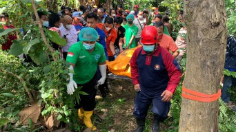 Polisi Selidiki Temuan Mayat Tertutup Kaos di Sungai Karangrejo Tulungagung