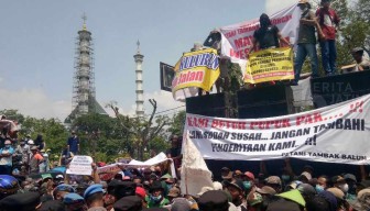 Bupati Yes Telpon Dirjen KKP Tanggapi Keluhan Petambak Soal Penghapusan Jatah Pupuk Subsidi