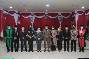 Hadiri PAW Ketua DPRD, Bupati Bojonegoro Berharap Jaga Sinergitas untuk Kesejahteraan Masyarakat