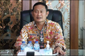 Bupati Yes: Petani Tambak Bisa Beli Pupuk di Kios Mulai Senin Depan