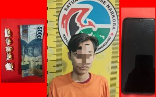 Simpan Pil Double L di Kantongnya, Pengangguran ini Ditangkap Polisi saat di Cafe Tulungagung