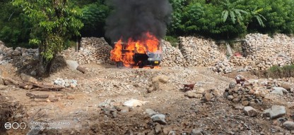 Korsleting, Pikap Muatan BBM Terbakar di Pacitan