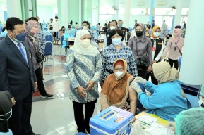 Lansia dan Warga Komorbid di Jatim Diminta Kurangi Mobilitas dan Percepat Vaksinasi