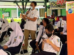 Tanamkan Budaya K3 Sejak Dini, PLN UID Jatim Blusukan ke Sekolah