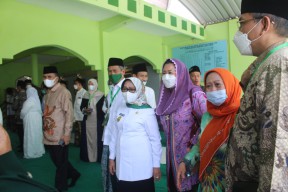 PBNU Dan PWNU se-Indonesia Ziarah Ke Makam KH Wahab Chasbullah Di Jombang