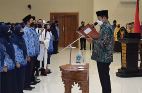 Bupati Lamongan Lantik 385 Tenaga Pendidik, Diharap untuk Loyal