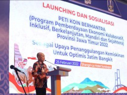 Pj Sekdaprov Jatim Harap Angka Kemiskinan Bisa Ditekan Lewat Program Peti Koin Bermantra