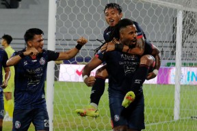 Menang Tipis Atas Persela, Arema FC Kembali Pimpin Klasmen Sementara Liga 1