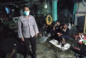 Kepergok Curi 13 Botol Oli, Bonggek Nyebur Sungai Tapi Tertangkap Juga