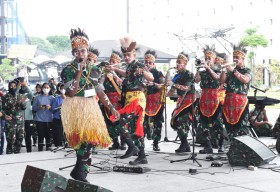 Grup Band Kodam V/Brawijaya Menangkan Lomba Parade Band TNI-AD 2022
