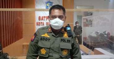 Pemkot Surabaya Larang Warga Bagi-bagi Takjil di Jalan dan Sahur On The Road
