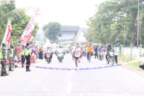 Jaring Atlet Berprestasi, 600 Peserta Ikuti Lari Sepanjang 10 KM