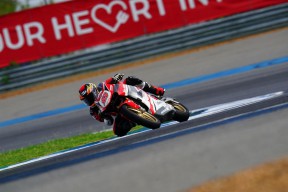 Bikin Bangga, Pebalap Astra Honda Kumandangkan Indonesia Raya di ARRC Buriram