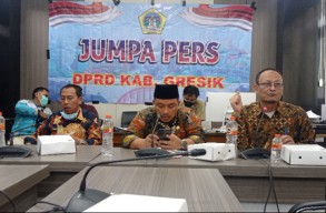 DPRD Gresik Dorong Pemulihan Ekonomi dengan Stimulus Fiskal dan Non Fiskal