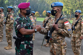 Prajurit Satgas Lebanon Tiba di Indonesia, Komandan Brigif 2 Marinir Lakukan Penyambutan