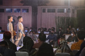 Pj Sekdaprov : YMFS 2022 Bangkitkan Semangat Pelaku Fashion di Jatim