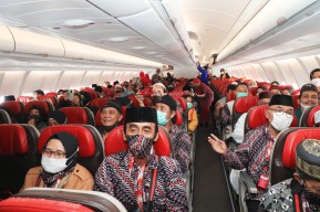 392 Jemaah Umrah Jatim Sudah Diterbangkan Lewat Bandara Juanda