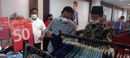 Bupati Yes Targetkan Pertumbuhan Ekonomi di Lamongan Tahun Ini 4 Hingga 5 Persen